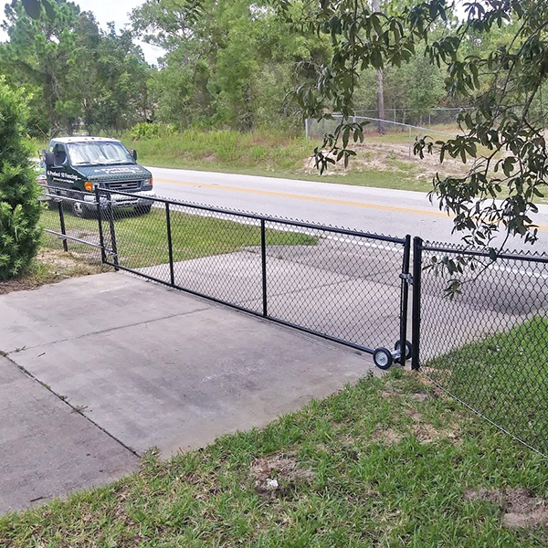 Residential Chain Link Fence Repair & Install in Weeki Wachee, Fl