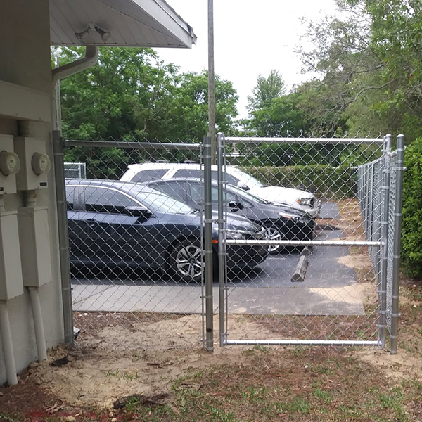 commercial fencing install in Spring Hill FL