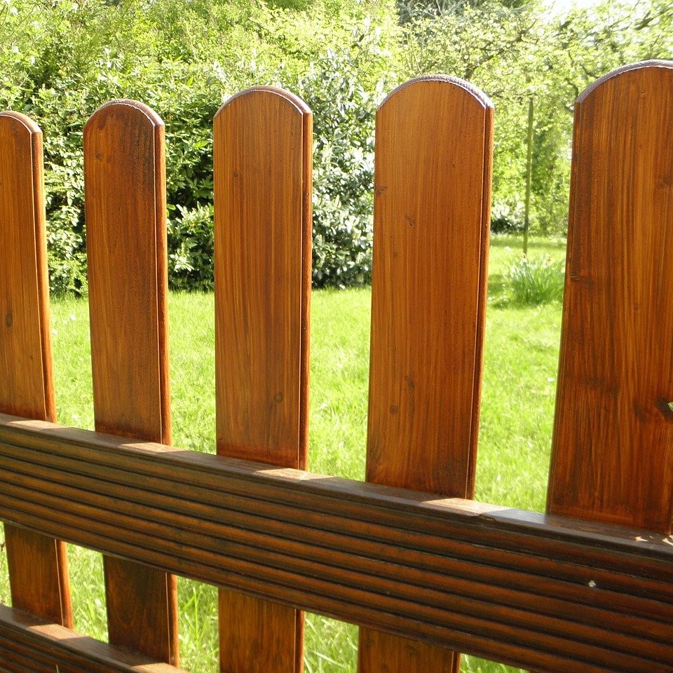 new wood fence, nobleton fl
